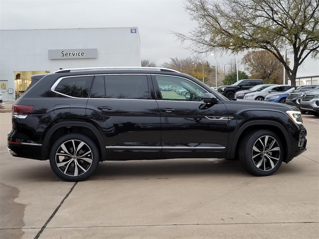 new 2026 Volkswagen Atlas car, priced at $52,181