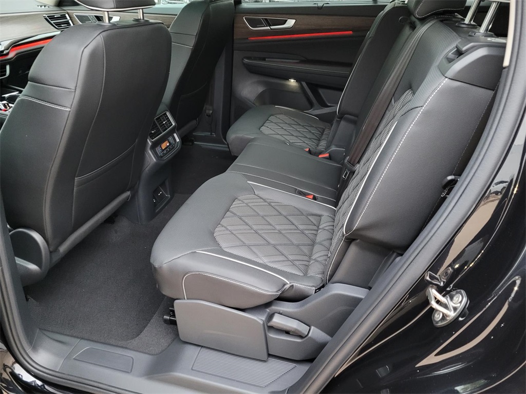 new 2026 Volkswagen Atlas car, priced at $52,181