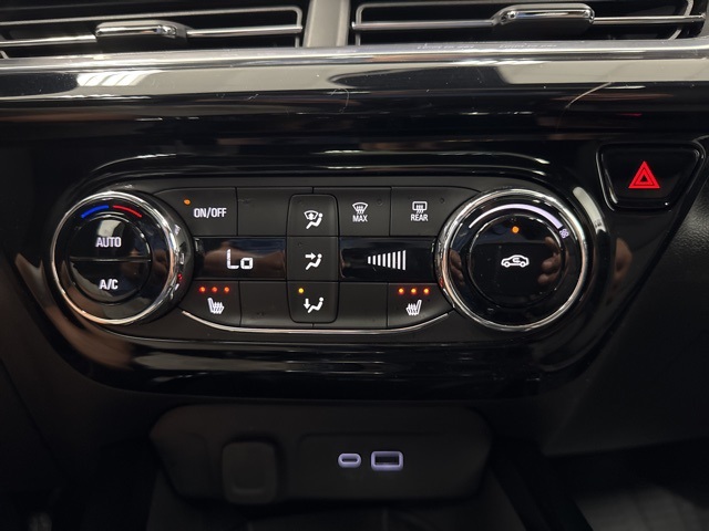 used 2025 Chevrolet Trax car, priced at $24,748
