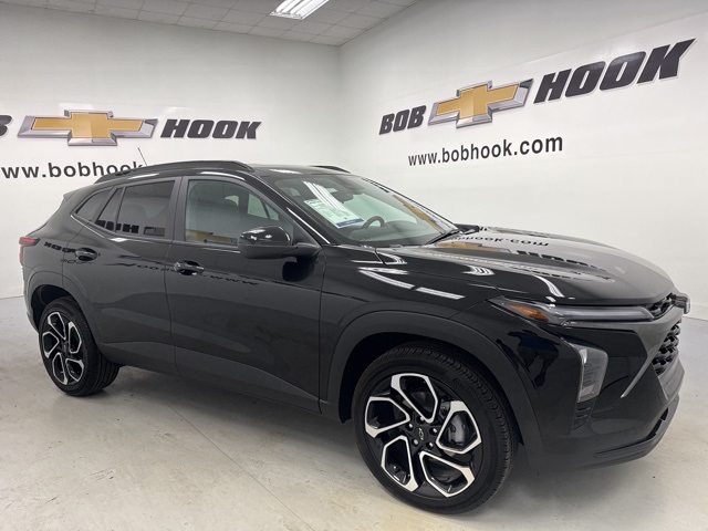 used 2025 Chevrolet Trax car, priced at $24,748
