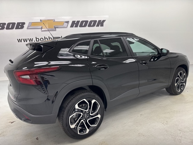 used 2025 Chevrolet Trax car, priced at $24,748