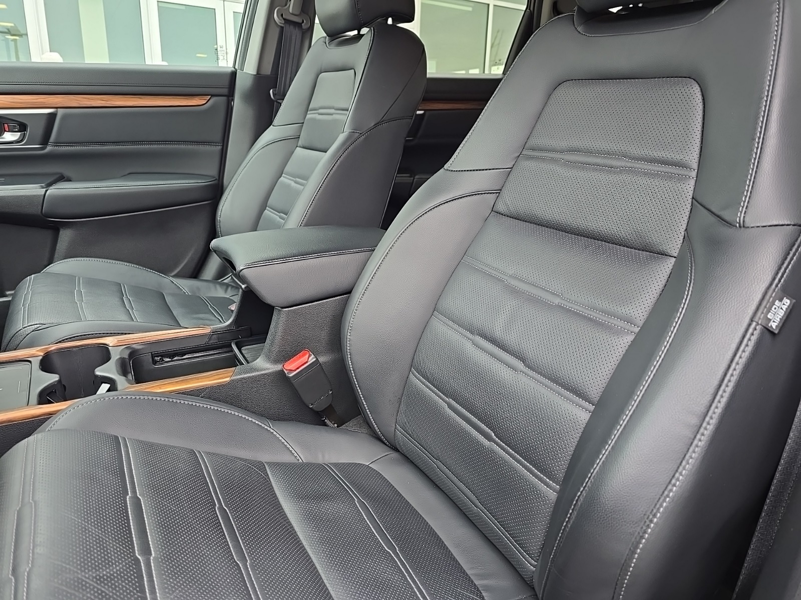 used 2022 Honda CR-V car, priced at $30,000