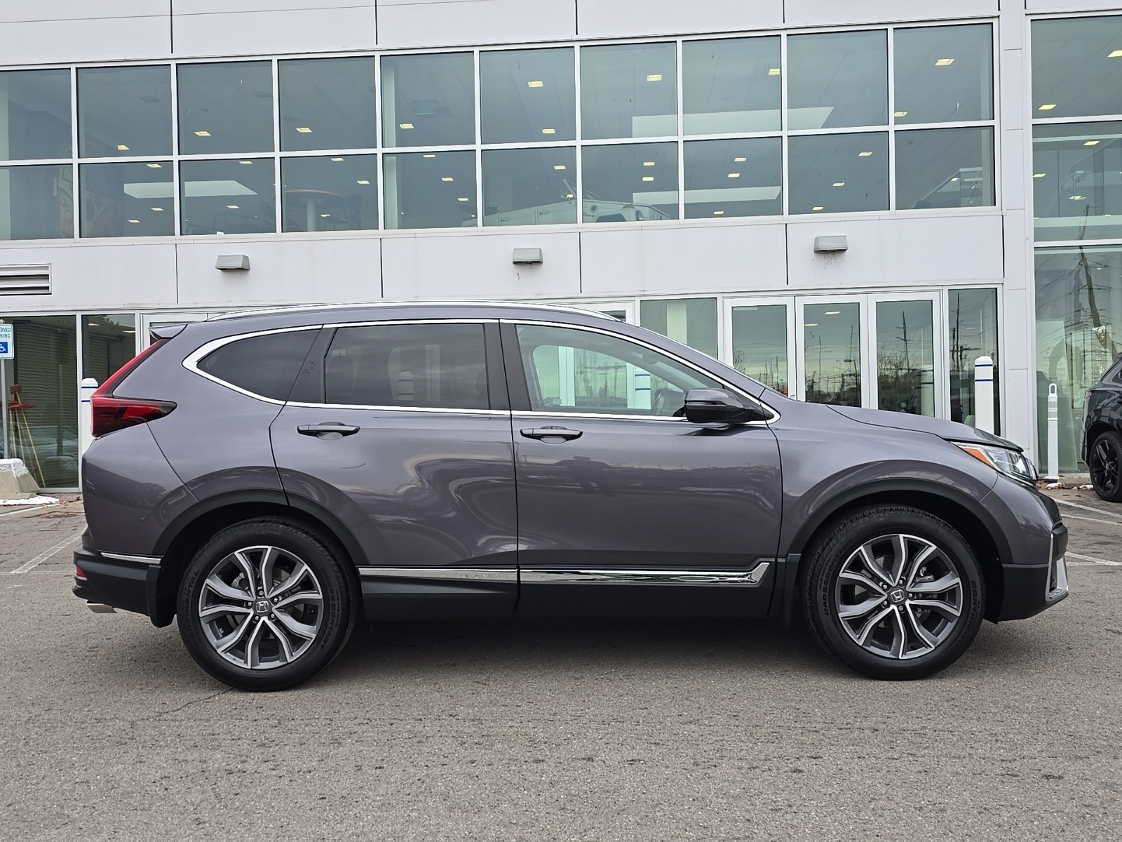 used 2022 Honda CR-V car, priced at $30,000