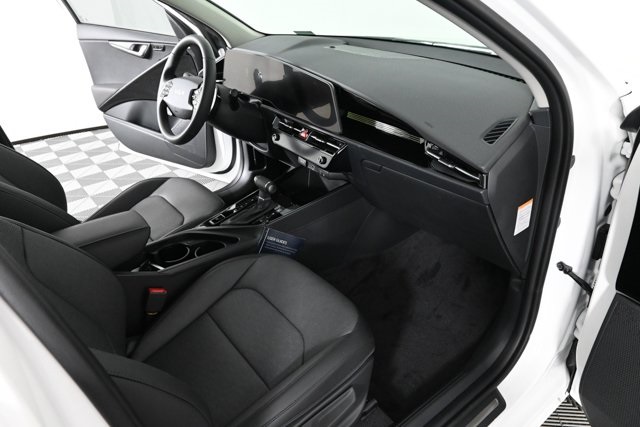 new 2025 Kia Niro car, priced at $33,445