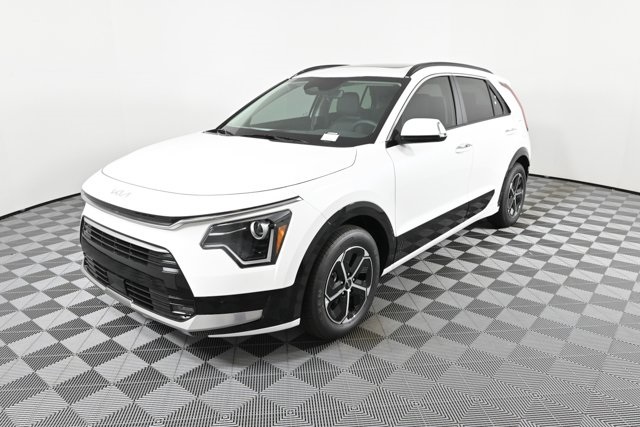 new 2025 Kia Niro car, priced at $33,445