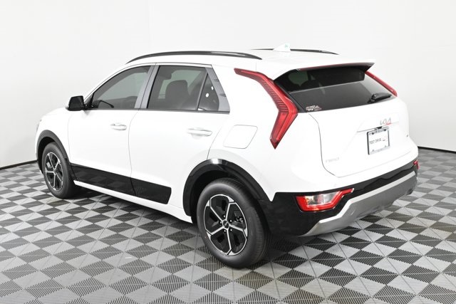 new 2025 Kia Niro car, priced at $33,445
