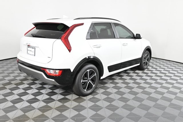 new 2025 Kia Niro car, priced at $33,445