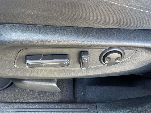 used 2023 Honda CR-V car, priced at $27,663