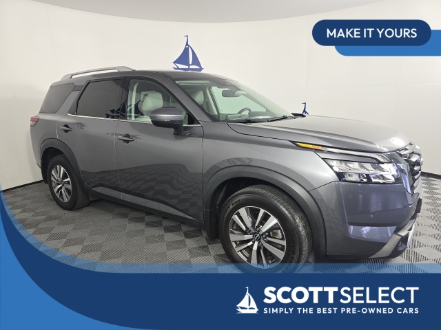 used 2022 Nissan Pathfinder car, priced at $33,211