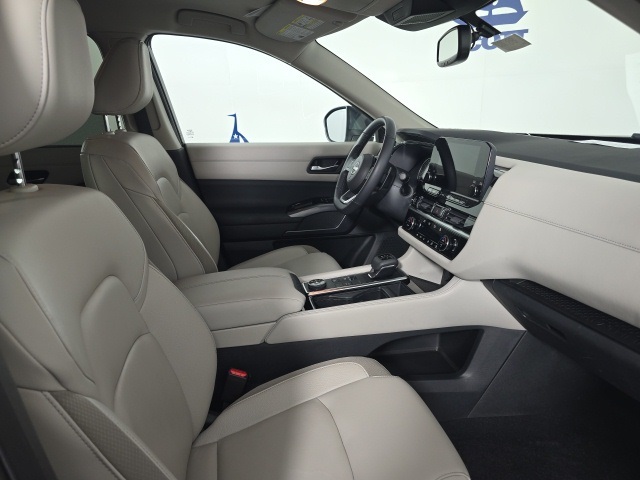 used 2022 Nissan Pathfinder car, priced at $33,211