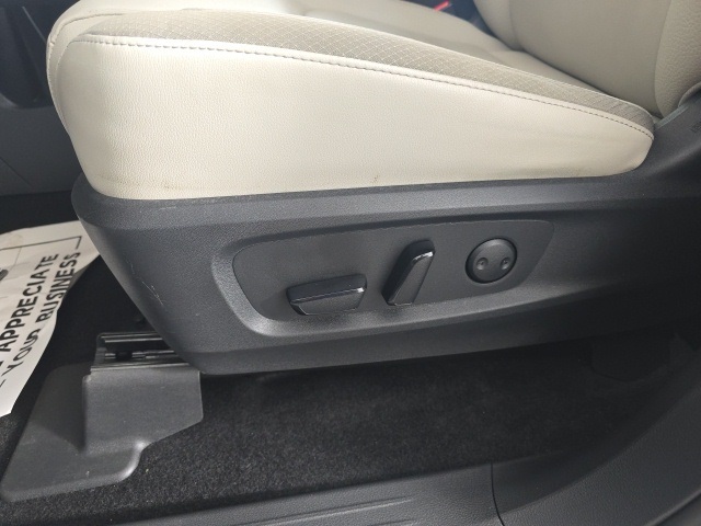 used 2022 Nissan Pathfinder car, priced at $33,211