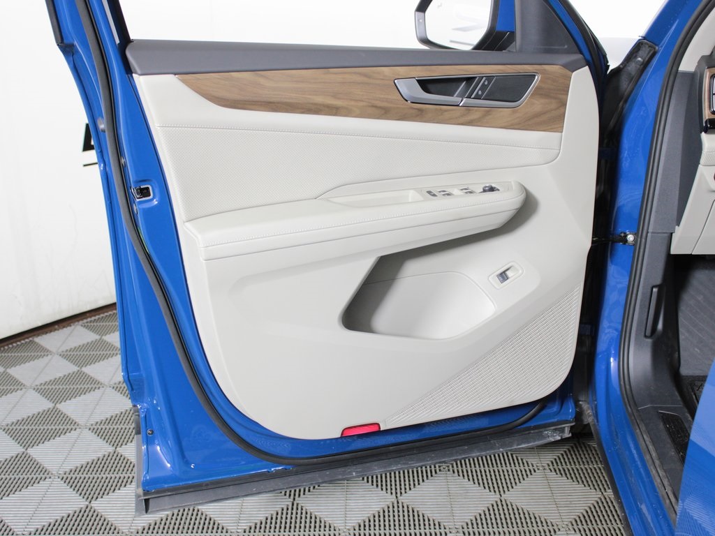 used 2025 Volkswagen Atlas car, priced at $36,488