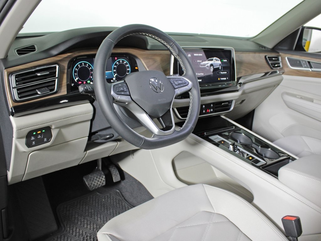 used 2025 Volkswagen Atlas car, priced at $36,488