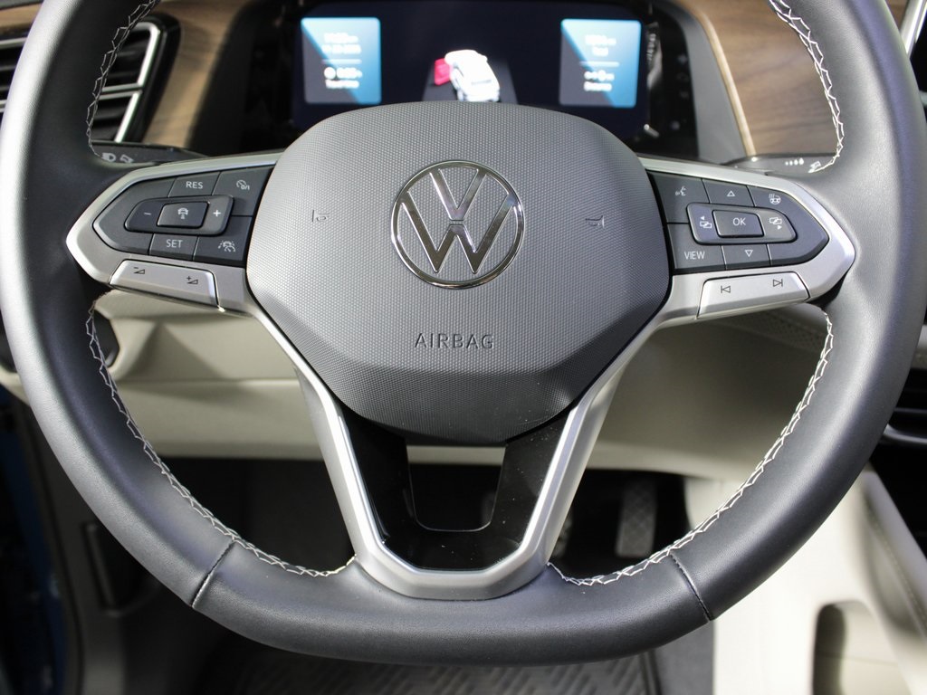 used 2025 Volkswagen Atlas car, priced at $36,488