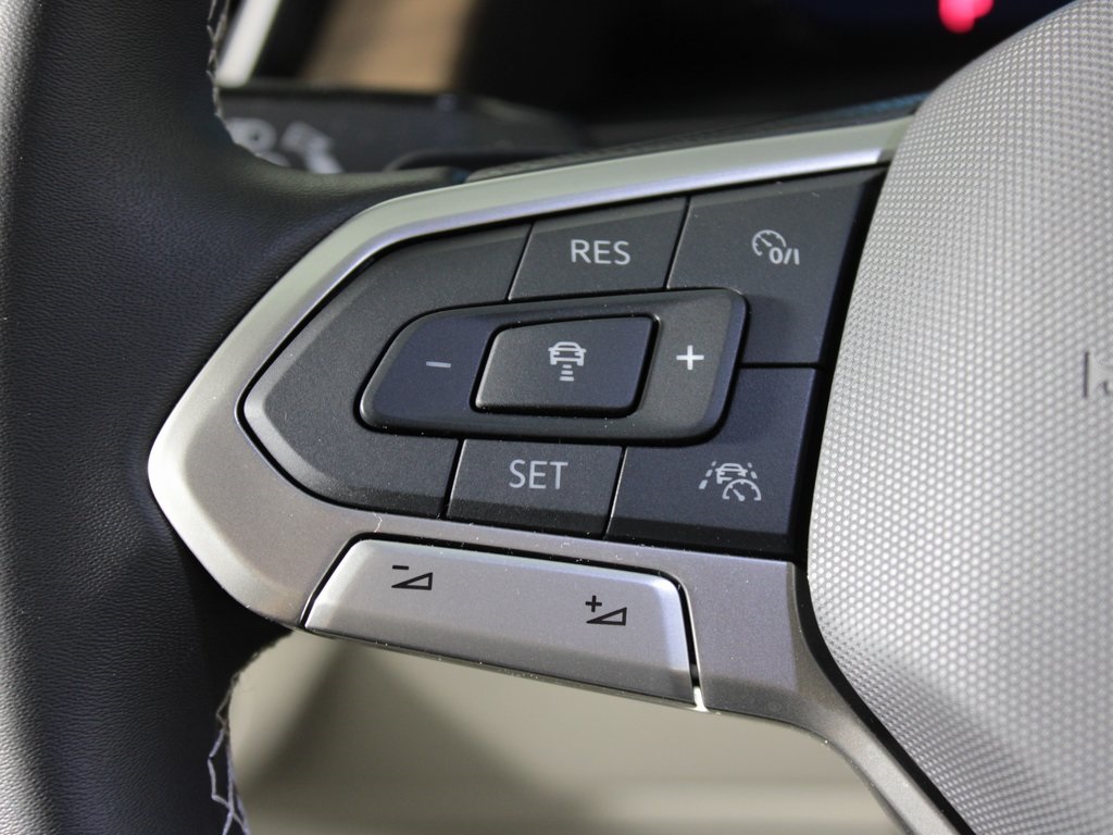 used 2025 Volkswagen Atlas car, priced at $36,488