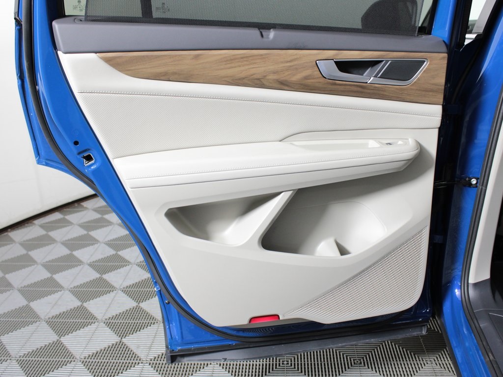 used 2025 Volkswagen Atlas car, priced at $36,488