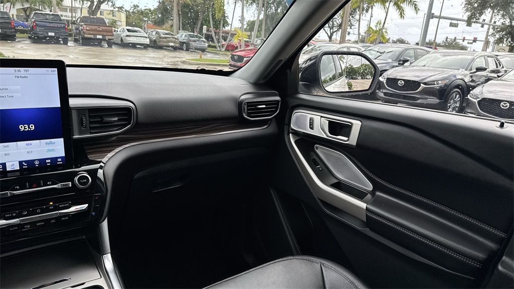 used 2022 Ford Explorer car, priced at $23,495