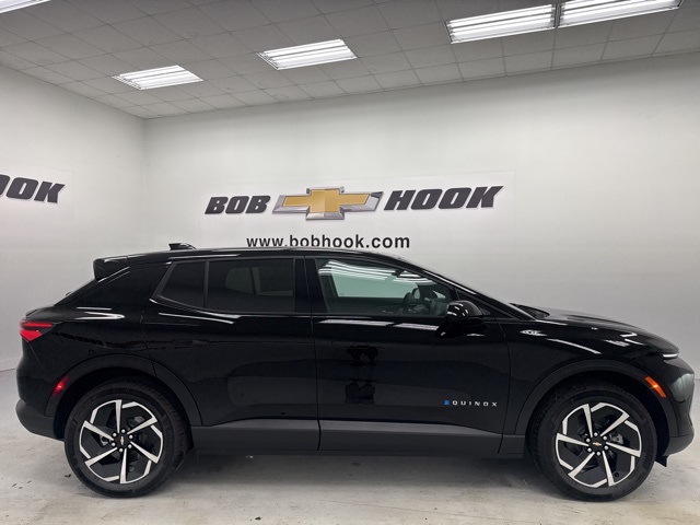 new 2026 Chevrolet Equinox EV car, priced at $40,795