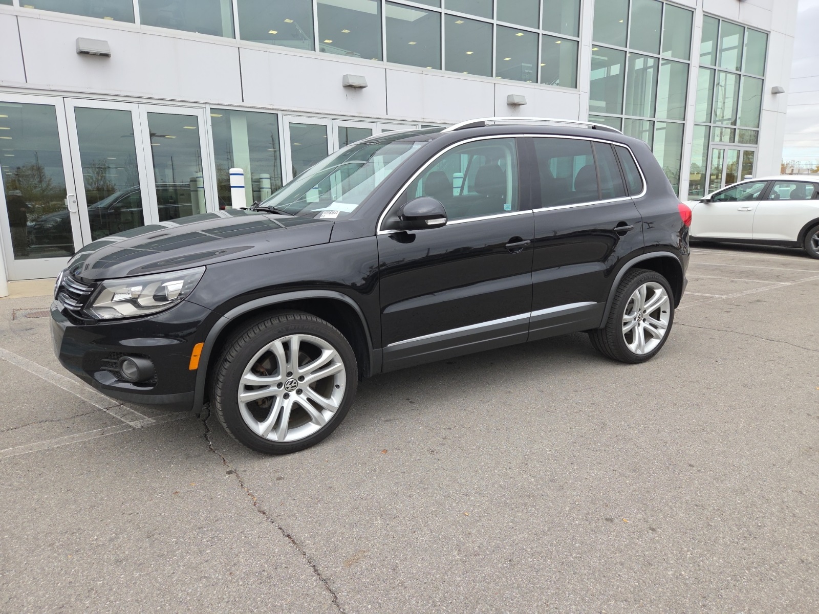 used 2012 Volkswagen Tiguan car, priced at $10,000