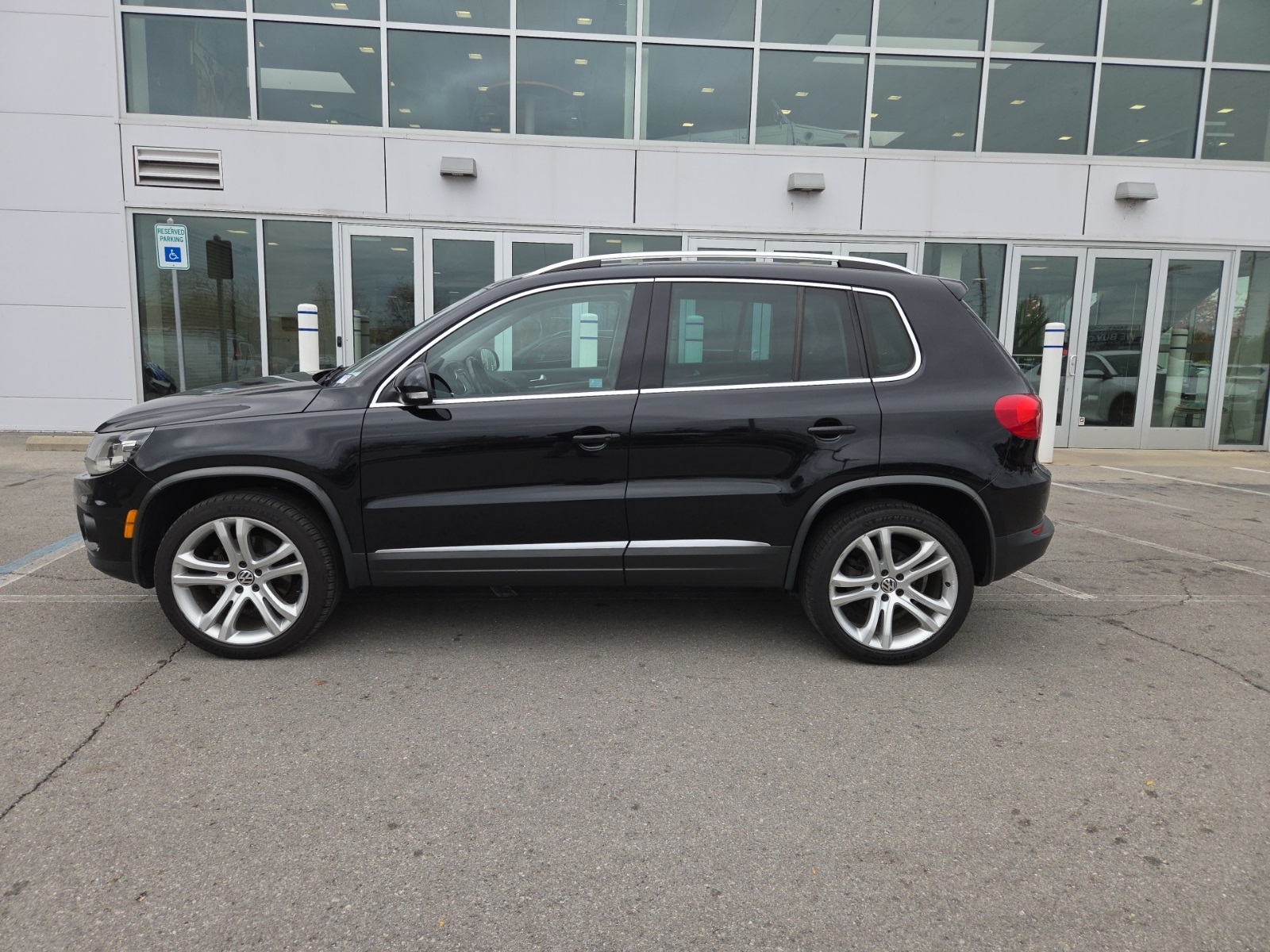 used 2012 Volkswagen Tiguan car, priced at $10,000