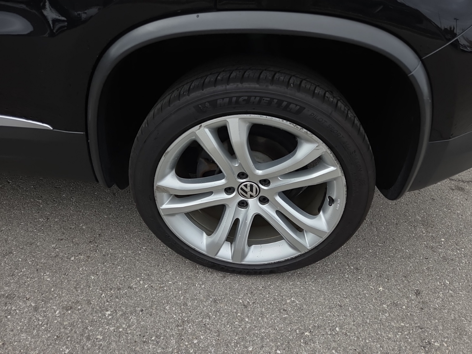 used 2012 Volkswagen Tiguan car, priced at $10,000