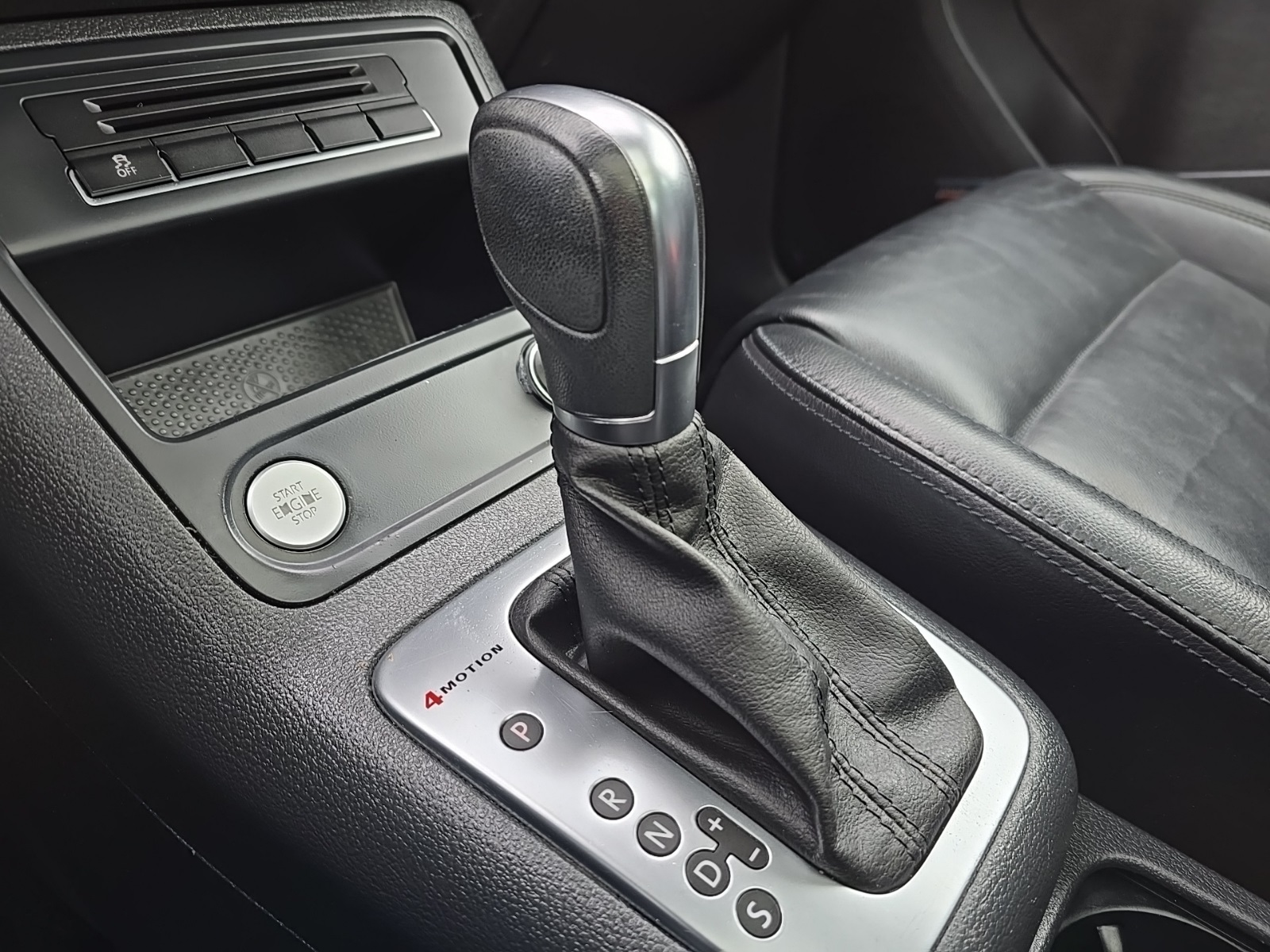 used 2012 Volkswagen Tiguan car, priced at $10,000