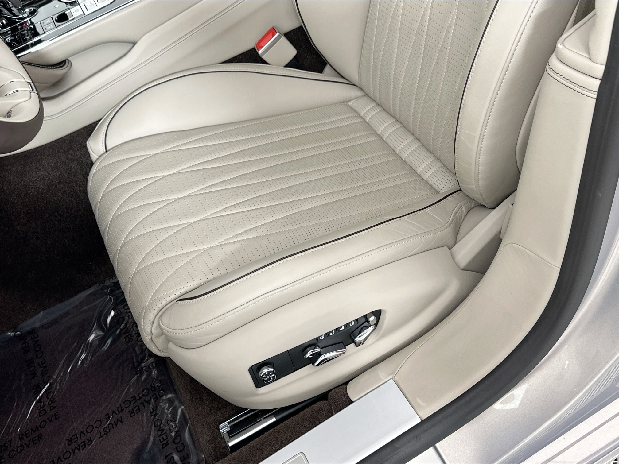 used 2024 Bentley Flying Spur car, priced at $274,999