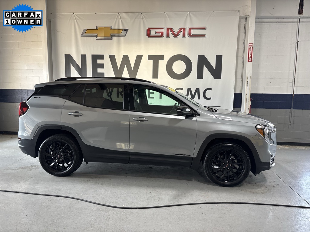 used 2023 GMC Terrain car, priced at $26,987