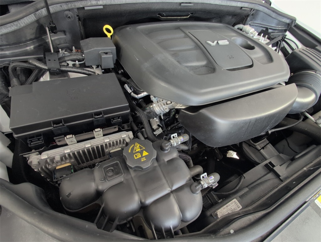 used 2018 Jeep Grand Cherokee car, priced at $14,000