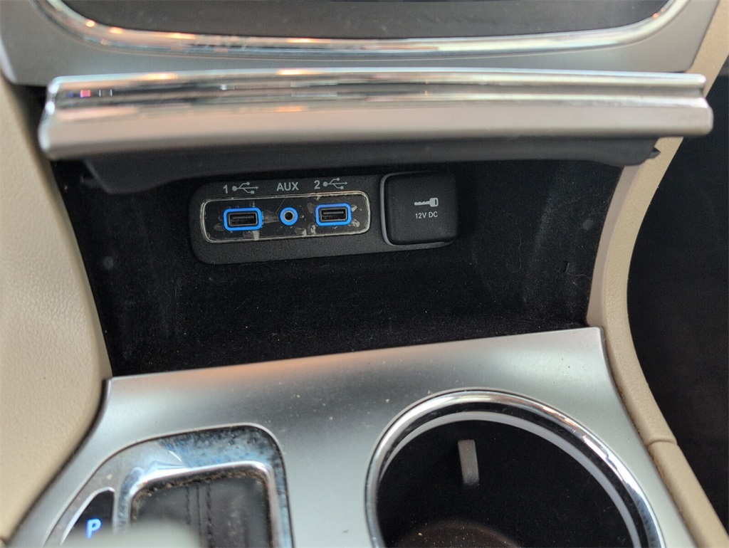 used 2018 Jeep Grand Cherokee car, priced at $14,000