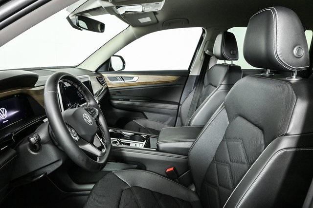 used 2024 Volkswagen Atlas car, priced at $37,900