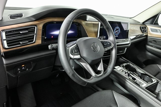 used 2024 Volkswagen Atlas car, priced at $37,900