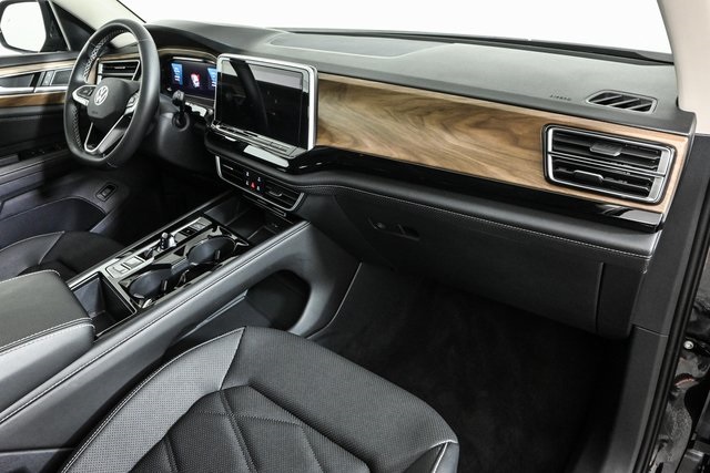 used 2024 Volkswagen Atlas car, priced at $37,900