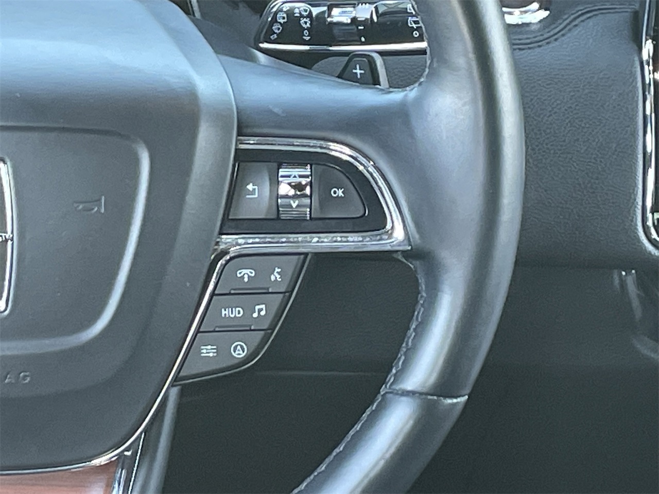 used 2024 Lincoln Navigator L car, priced at $72,994