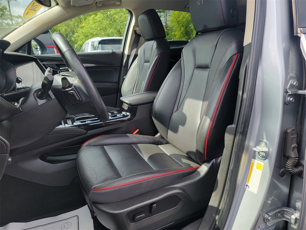 used 2023 Buick Envision car, priced at $21,997