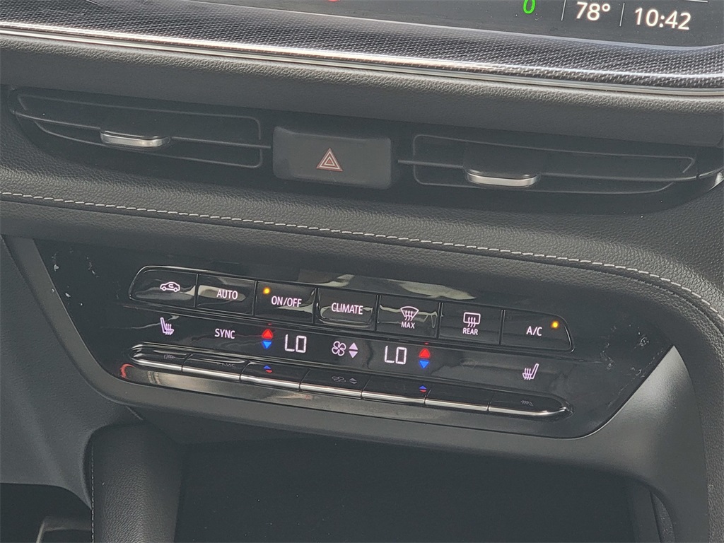 used 2023 Buick Envision car, priced at $21,997