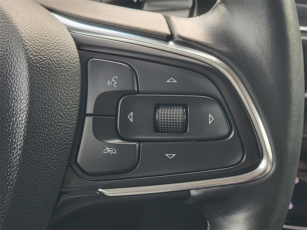 used 2023 Buick Envision car, priced at $21,997