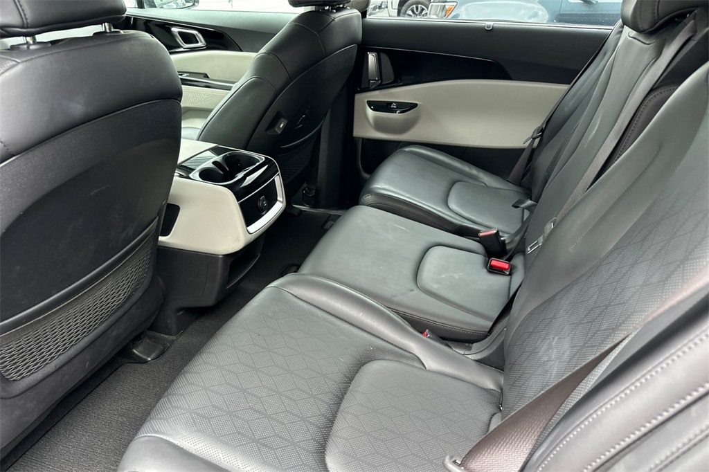 used 2024 Kia Carnival car, priced at $37,997