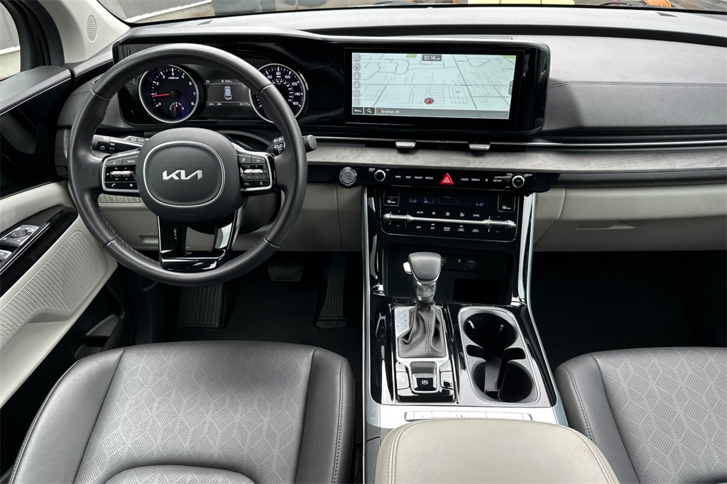 used 2024 Kia Carnival car, priced at $37,997