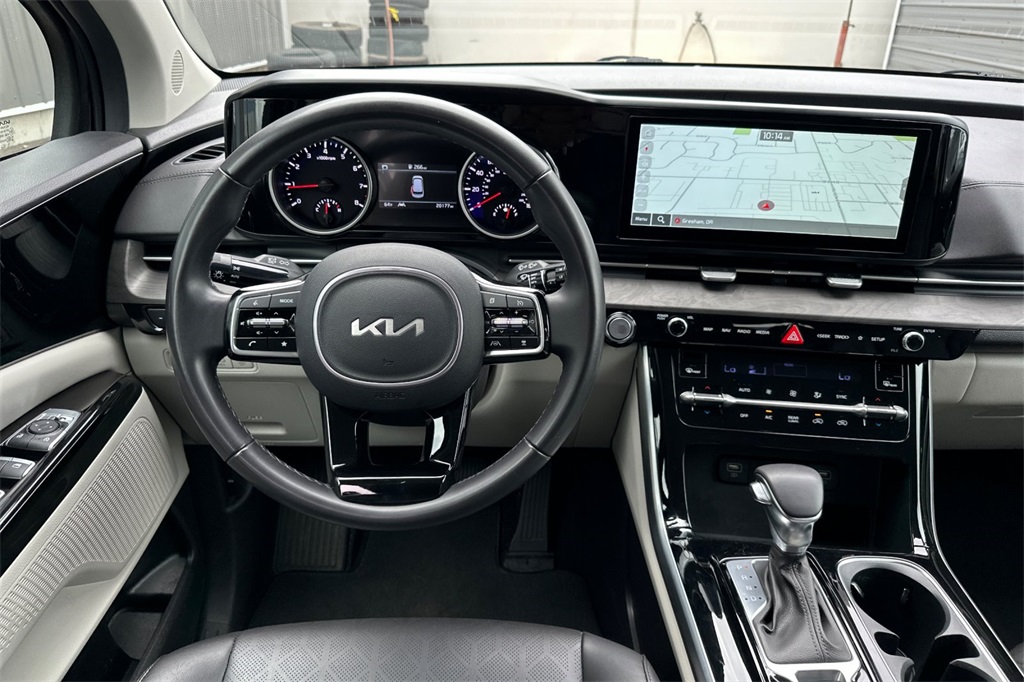 used 2024 Kia Carnival car, priced at $37,997