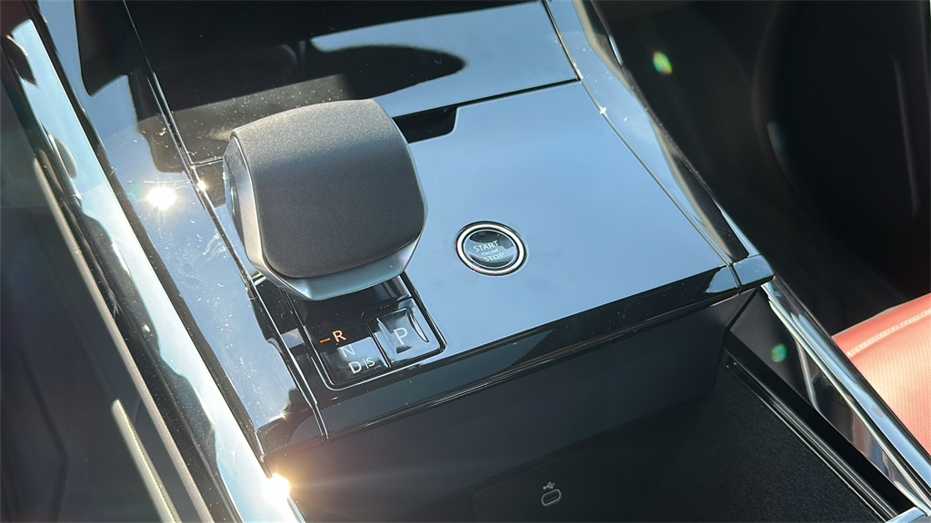 new 2025 Land Rover Range Rover Sport car, priced at $103,525