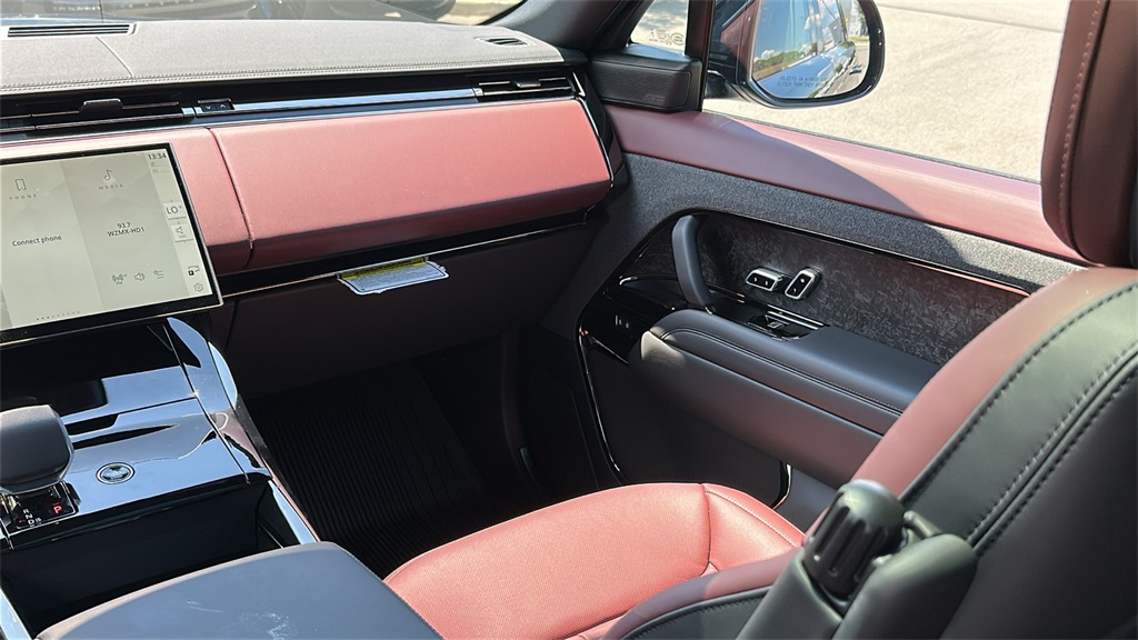 new 2025 Land Rover Range Rover Sport car, priced at $103,525