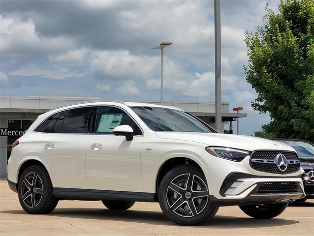new 2025 Mercedes-Benz GLC car, priced at $64,785
