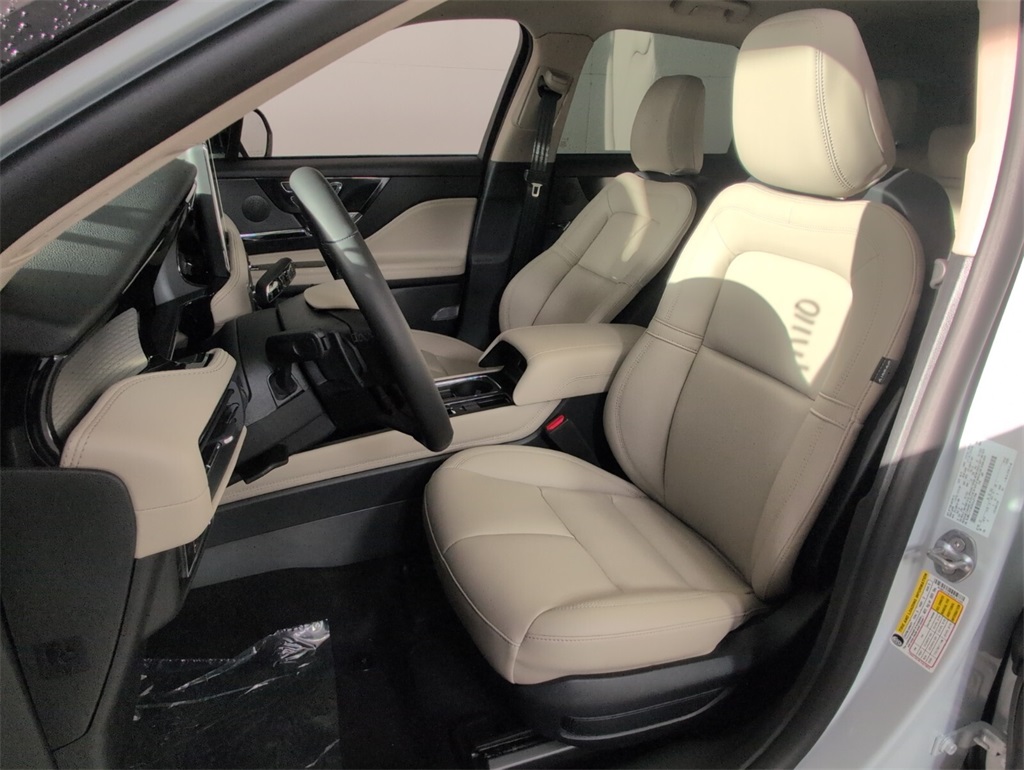 new 2025 Lincoln Corsair car, priced at $41,021