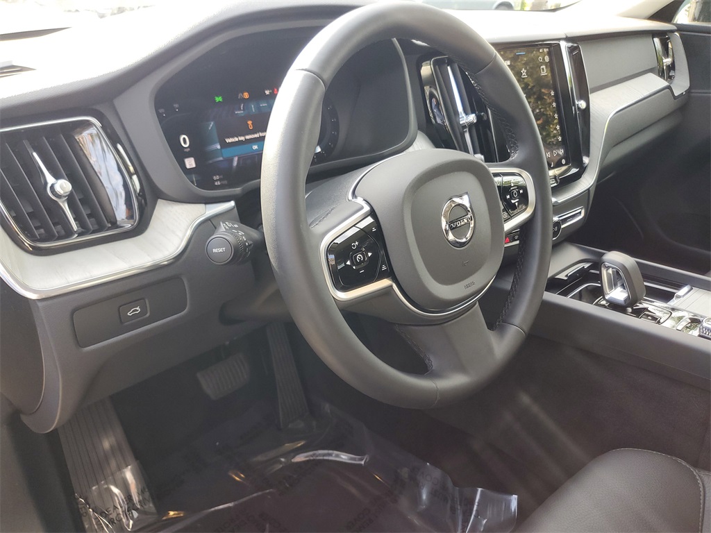 used 2025 Volvo XC60 car, priced at $39,995
