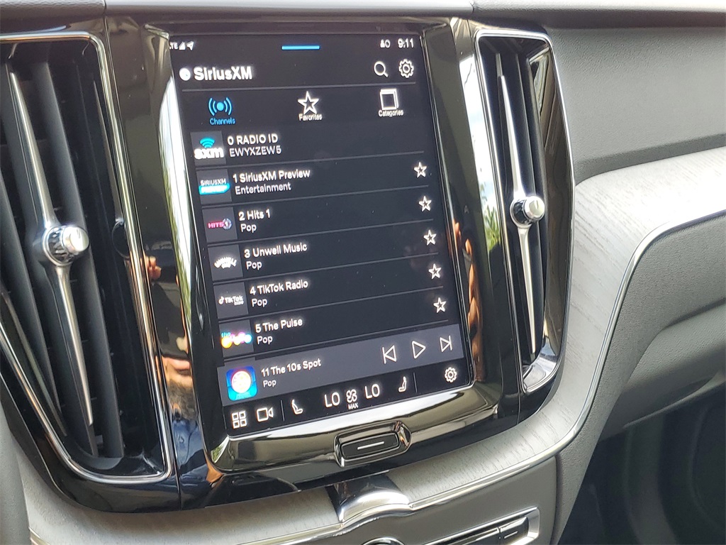 used 2025 Volvo XC60 car, priced at $39,995