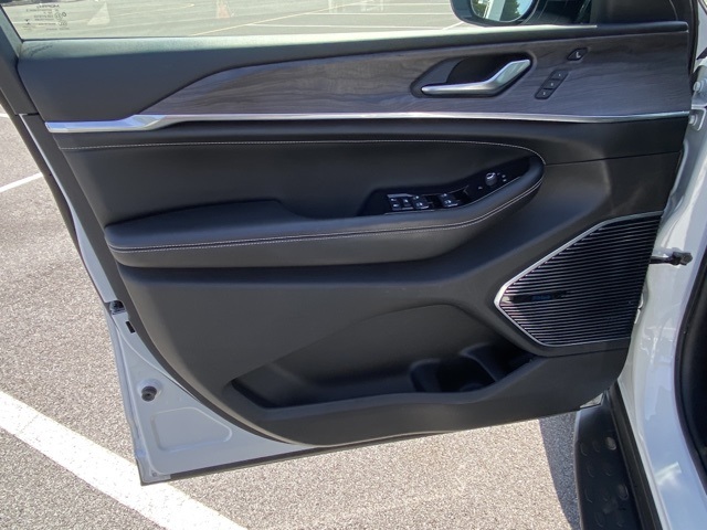 used 2021 Jeep Grand Cherokee L car, priced at $36,880