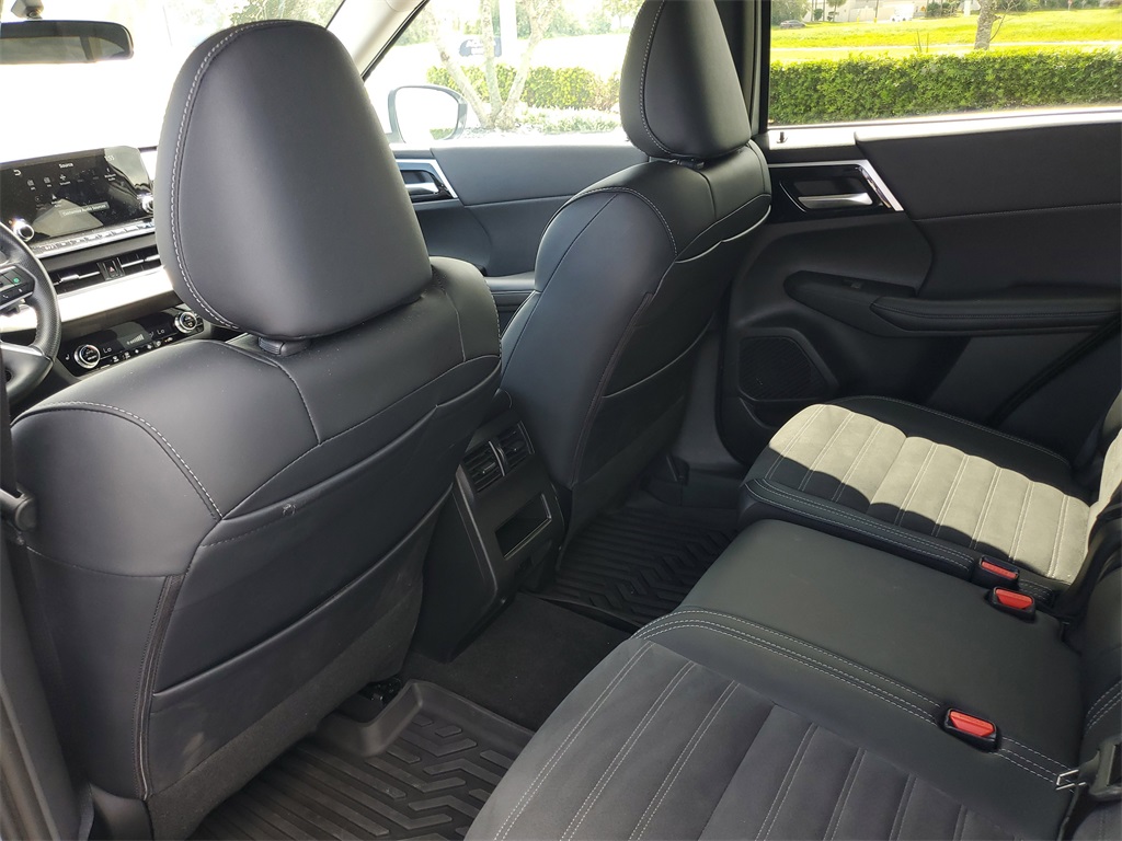 used 2024 Mitsubishi Outlander car, priced at $24,998