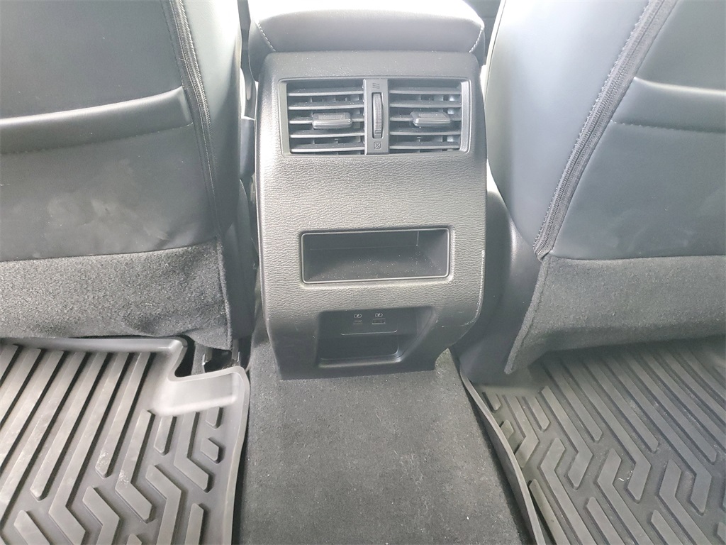 used 2024 Mitsubishi Outlander car, priced at $24,998
