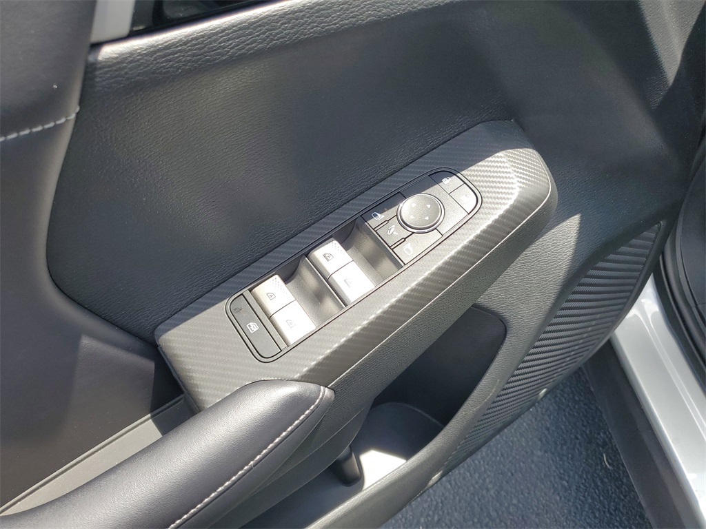 used 2024 Mitsubishi Outlander car, priced at $24,998